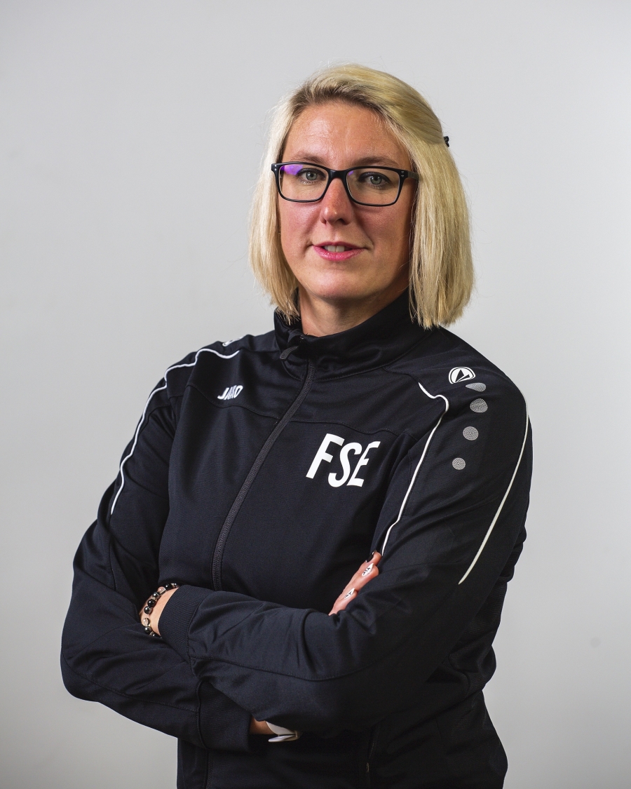 Moln&aacute;r-L&eacute;vai D&oacute;ra